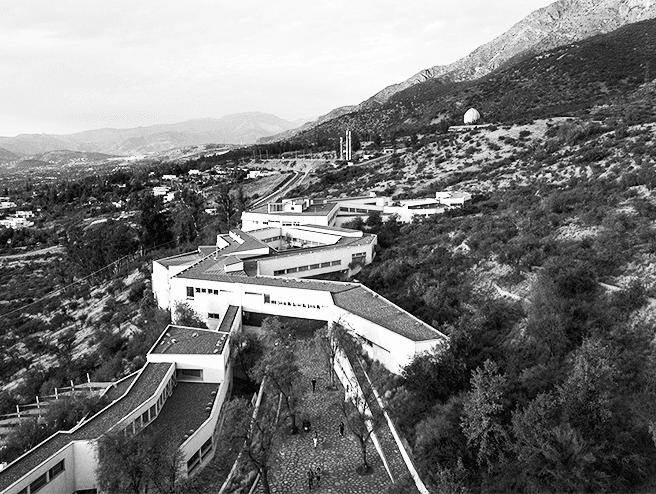 Más de 200 colaboradores de Banmédica se gradúan de Diplomados y Certificaciones UAI