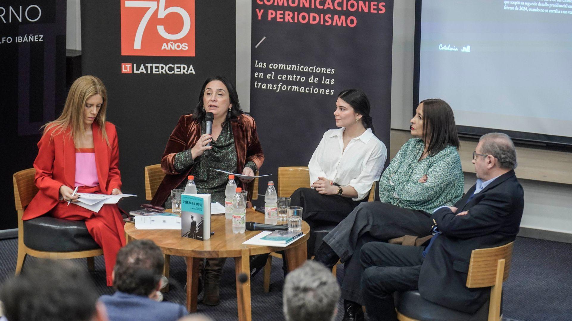 UAI presentó el libro "Piñera en Jaque"