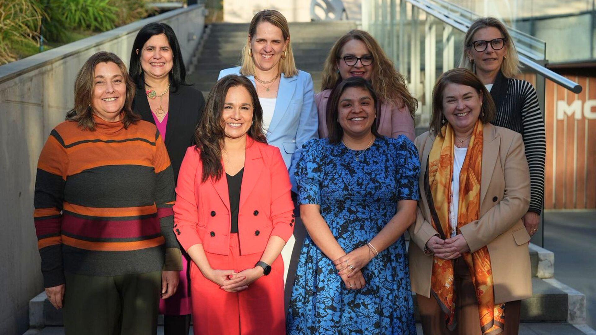 Embajadoras y subsecretaria de Relaciones Exteriores dialogan en la UAI sobre mujer y diplomacia