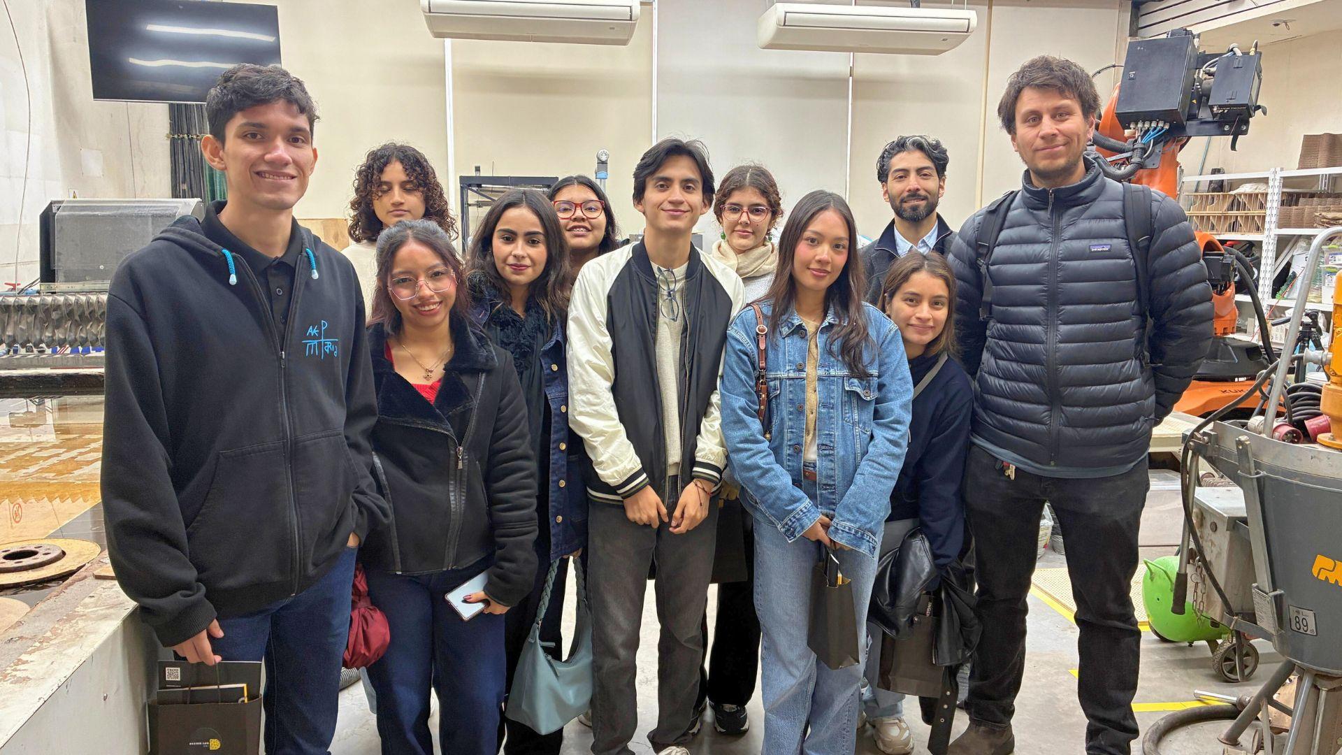 Delegación de la Universidad Casa Grande de Ecuador visita el Design Lab UAI