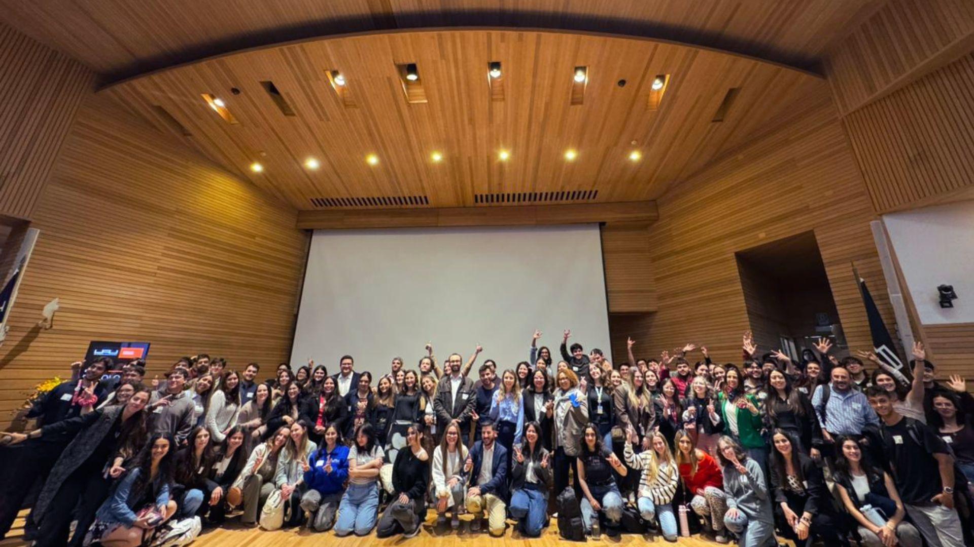UAI y FirstJob realizaron una nueva edición del People Management Summit 2025
