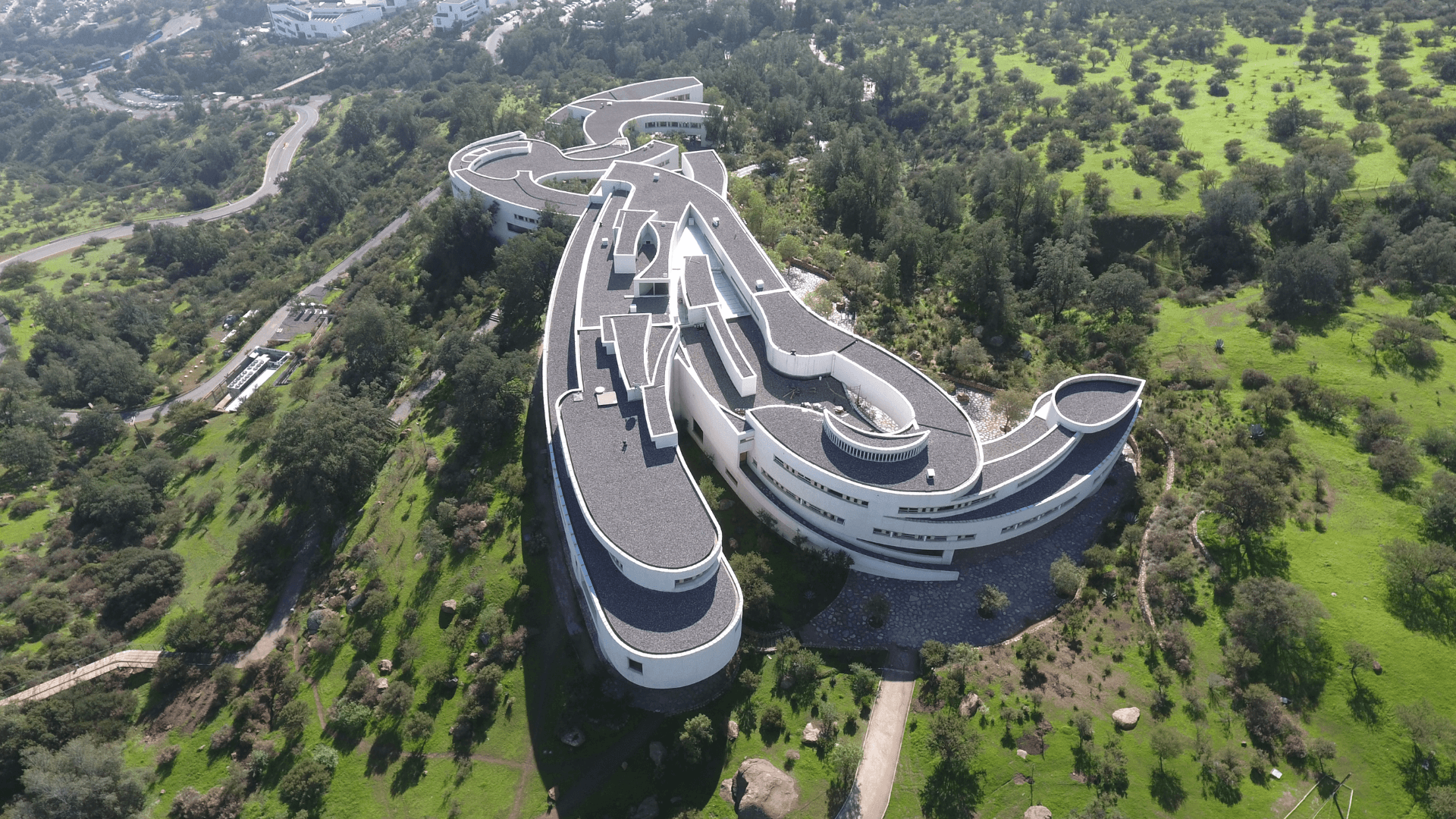 Escuela de Negocios UAI: Formando líderes para un mundo en transformación