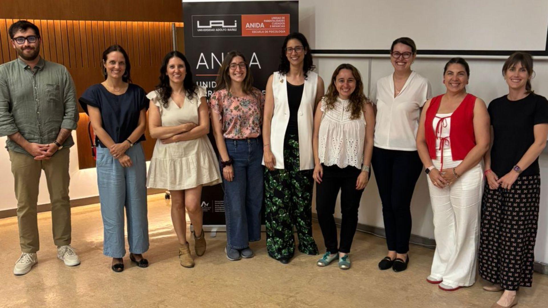 Maternidad de alta demanda: ANIDA presenta evidencia sobre estrés, burnout y desarrollo infantil 