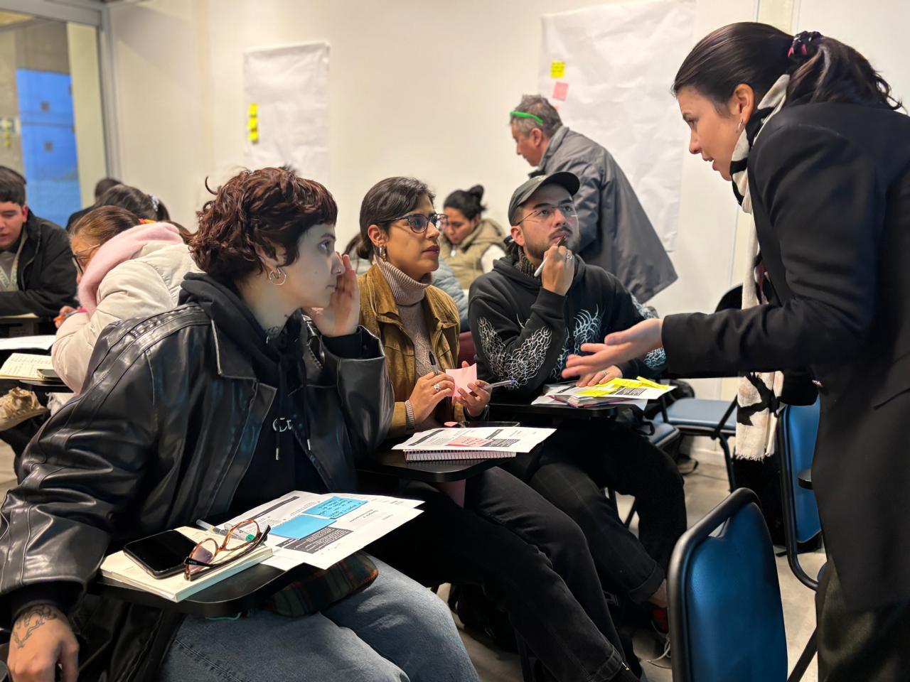 GobLab UAI impulsa el uso de IA responsable para fortalecer la gestión municipal en Encuentra Municipios 2025