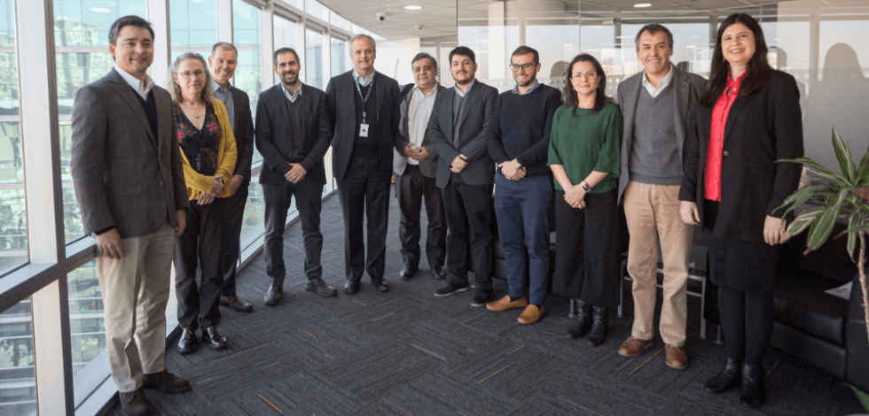 Gobierno UAI lidera agenda sobre datos administrativos integrados en Chile