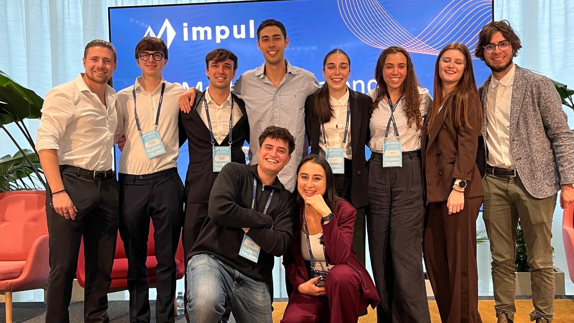 Tres estudiantes UAI participan en el Impulse Summit St. Gallen 2025 en Suiza