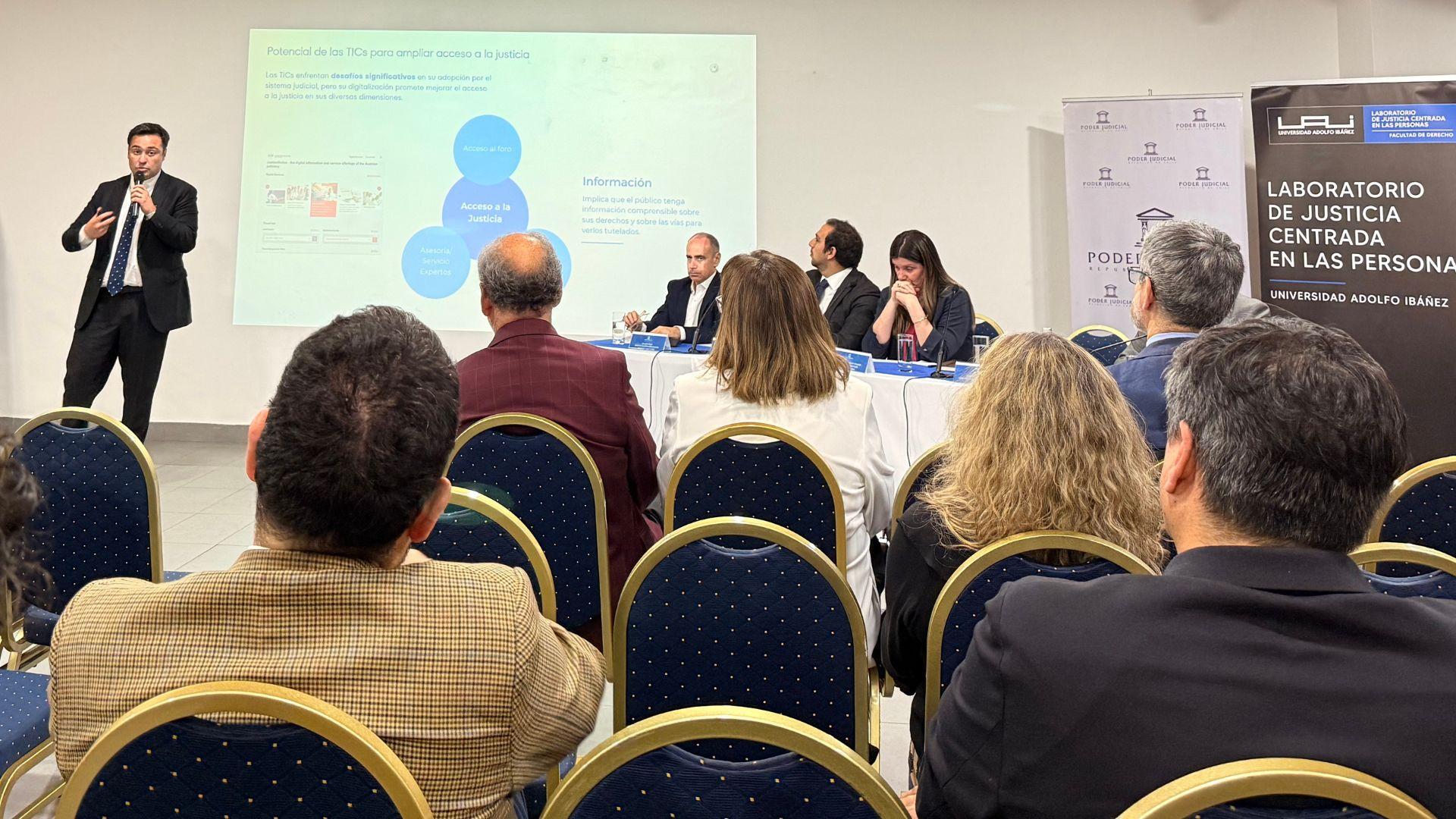 Académico de Derecho UAI, Ricardo Lillo, presentó estudio en seminario sobre tecnología y justicia