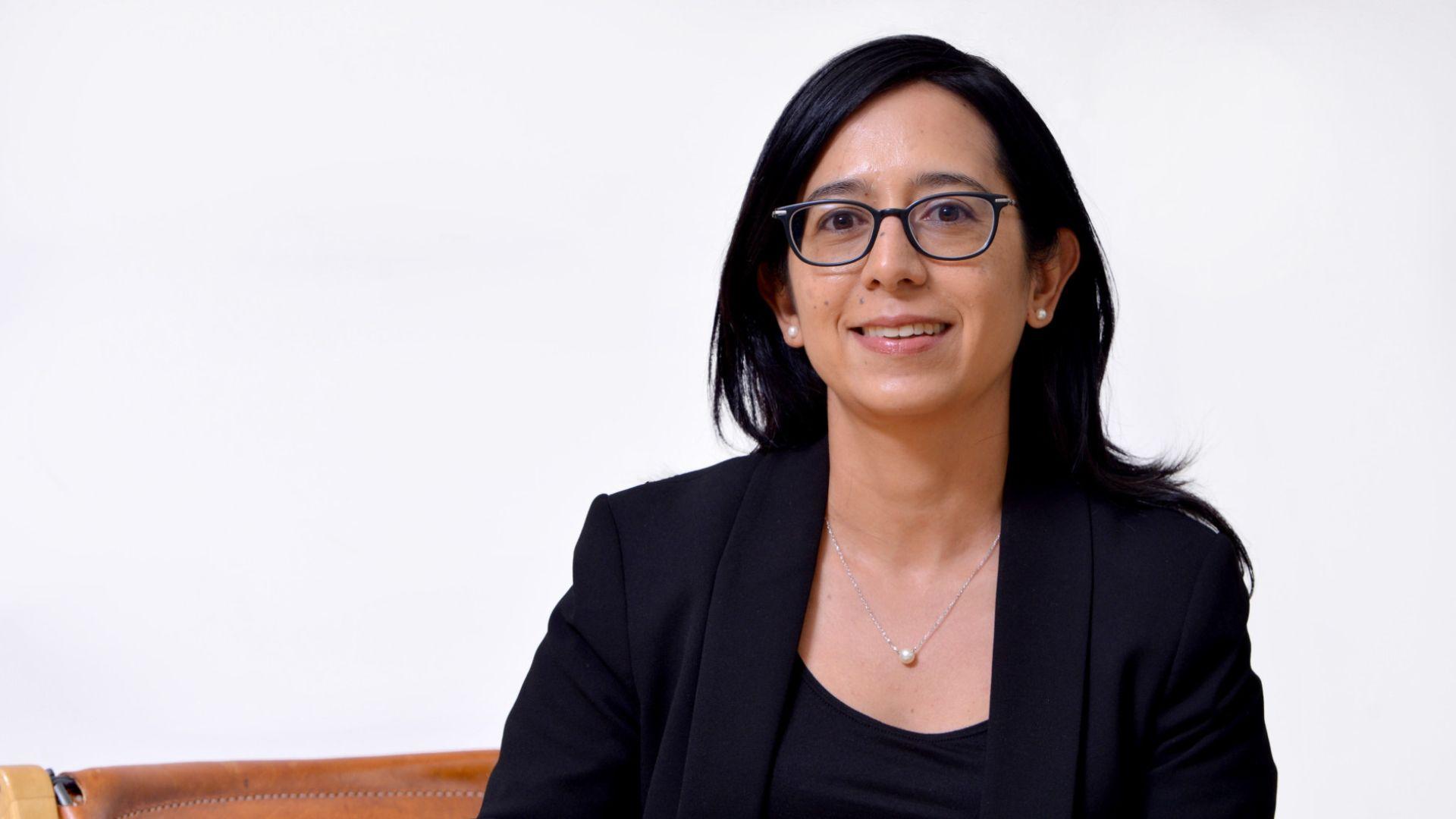 Borrescio-Higa: “Hay que hacer el esfuerzo de acercar a las estudiantes a la academia y la economía"