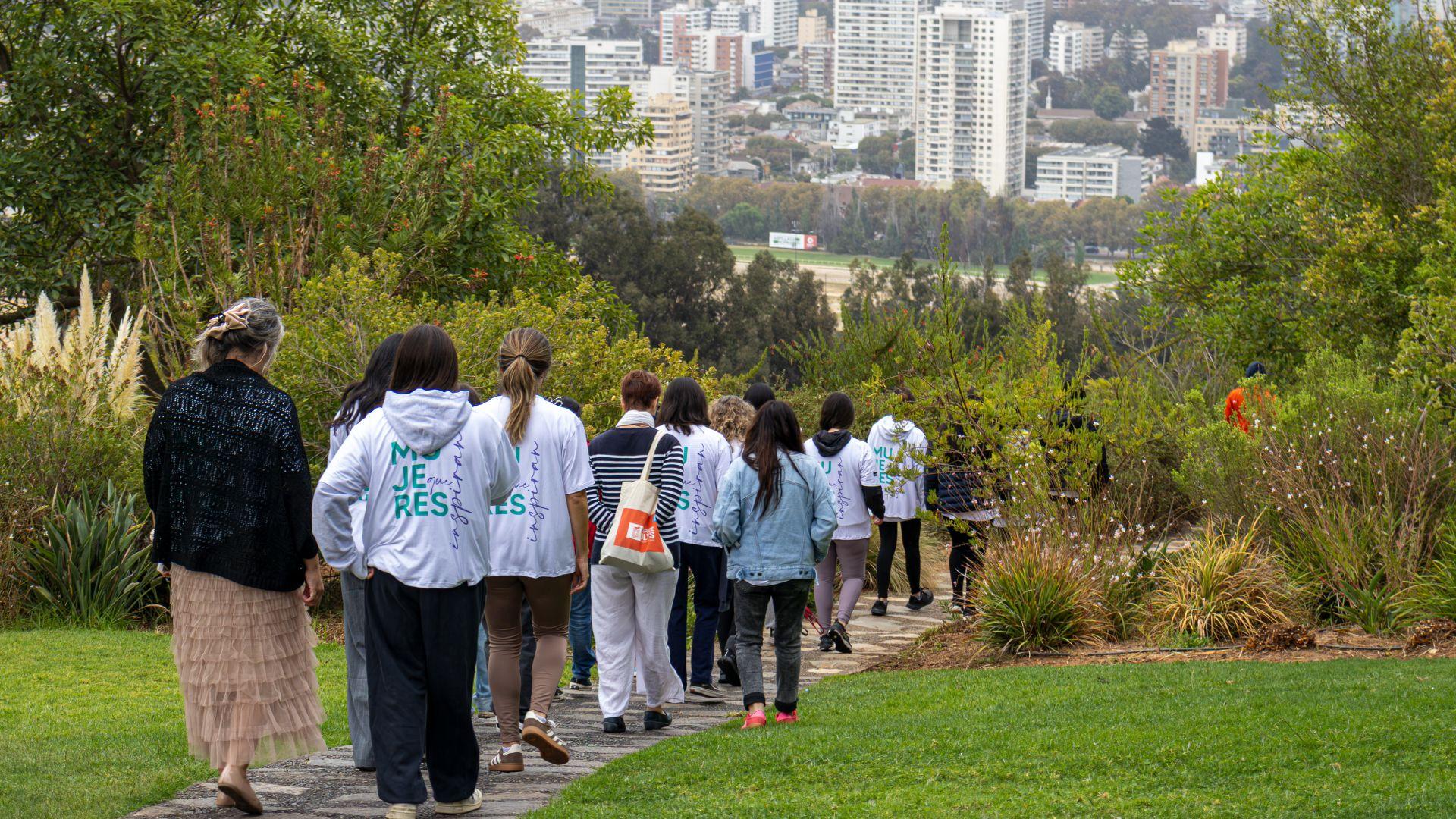 Caminata “Mujeres que inspiran” reunió a la comunidad UAI en una jornada de reflexión y encuentro