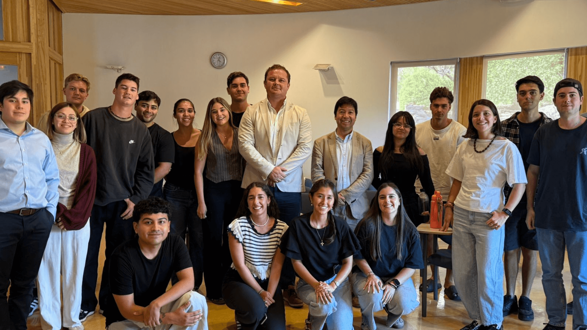 Lo que aprendió liderando equipos en cinco países: la historia que Francis Mc Cawley llevó a la UAI