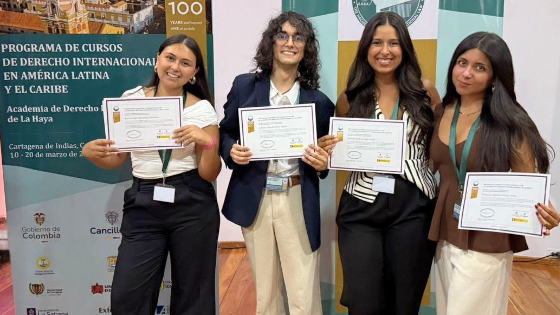 Cuatro estudiantes del campus Viña participan en programa de derecho internacional en Colombia