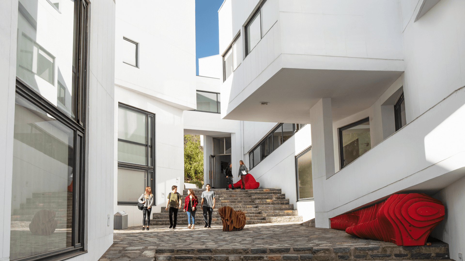 Cambios en la Escuela de Comunicaciones y Periodismo 