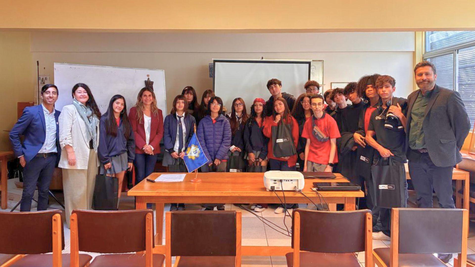 Desafío Core acerca la experiencia universitaria a alumnos del Liceo Bicentenario de Viña del Mar