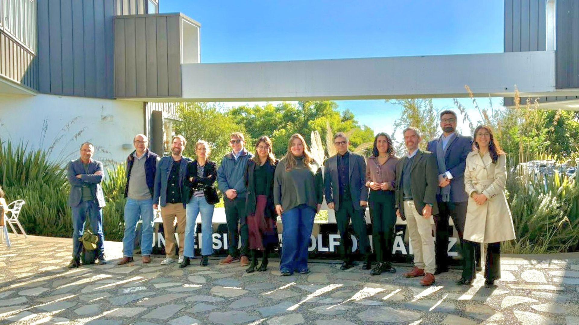 Académicos de Chile, Argentina y España se reúnen en seminario de teoría del derecho en la UAI