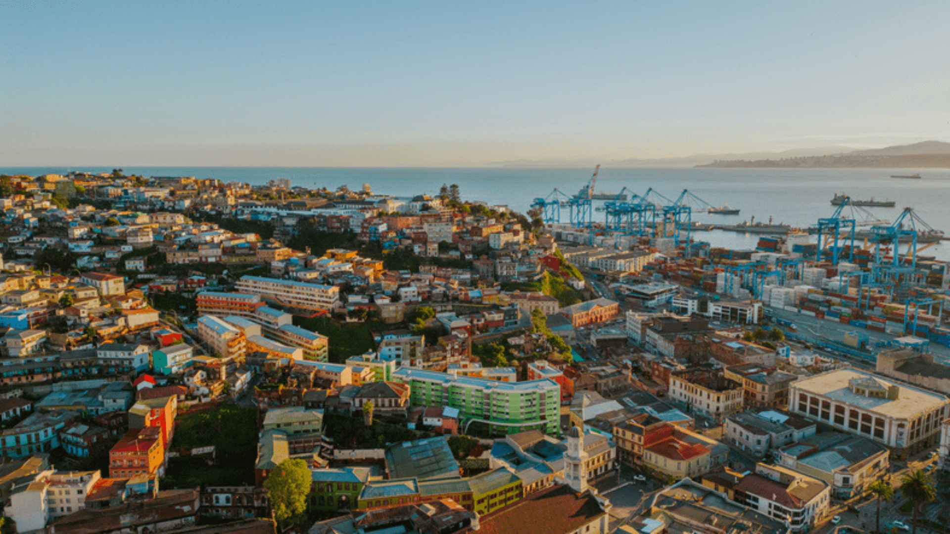 Laboratorio Municipal UAI apoya implementación del Centro de Gobierno en Valparaíso