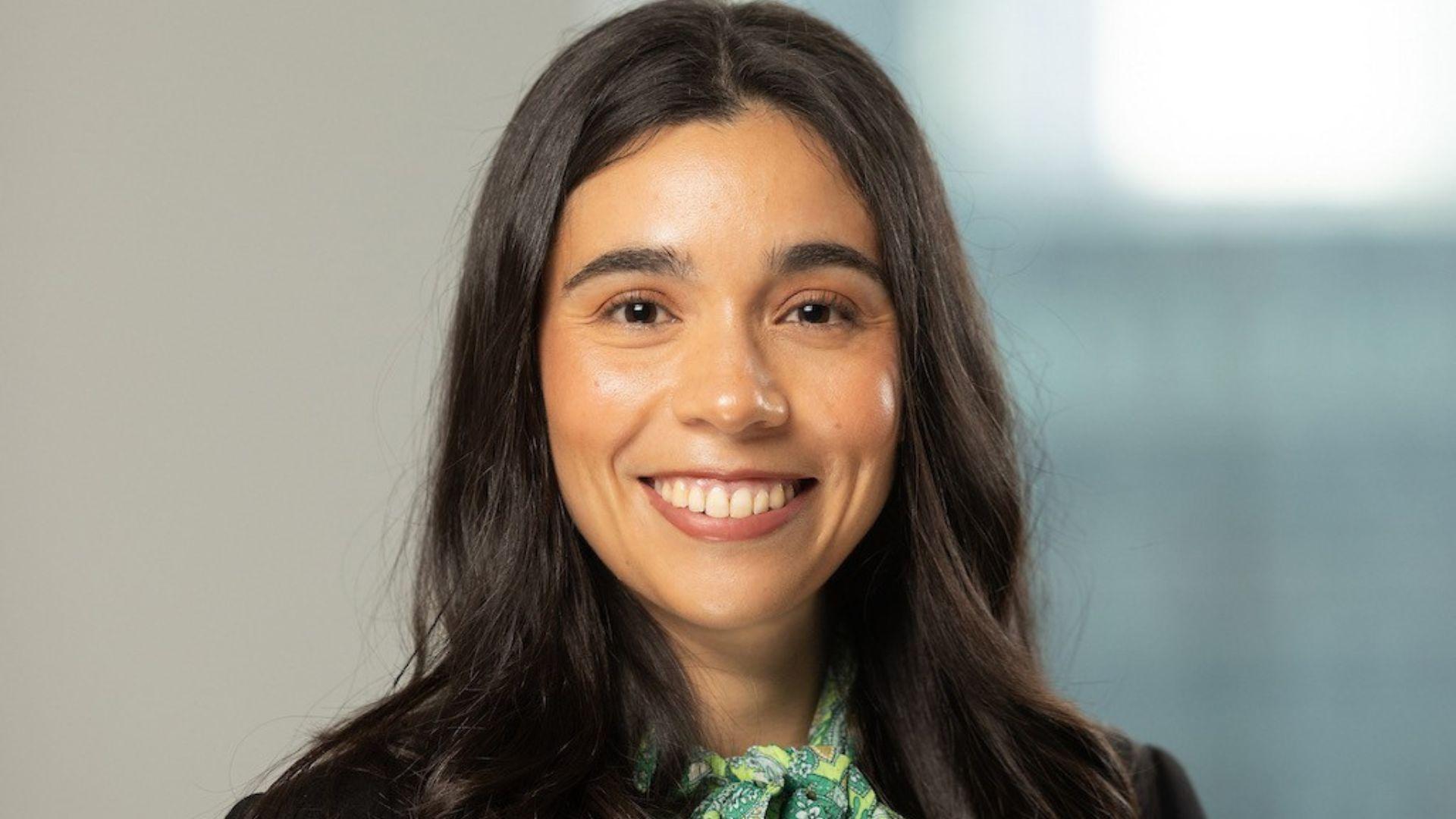 M.ª Paz Martínez: "La UAI me dio herramientas para enfrentar los desafíos con confianza y criterio"