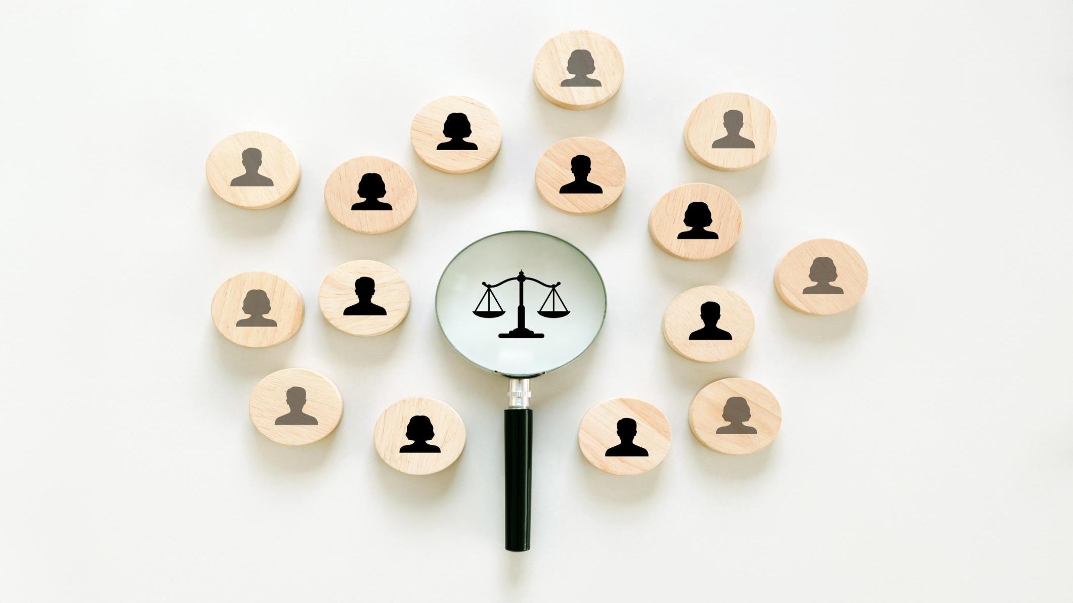Charla informativa curso "Liderazgo y posicionamiento en la industria legal"