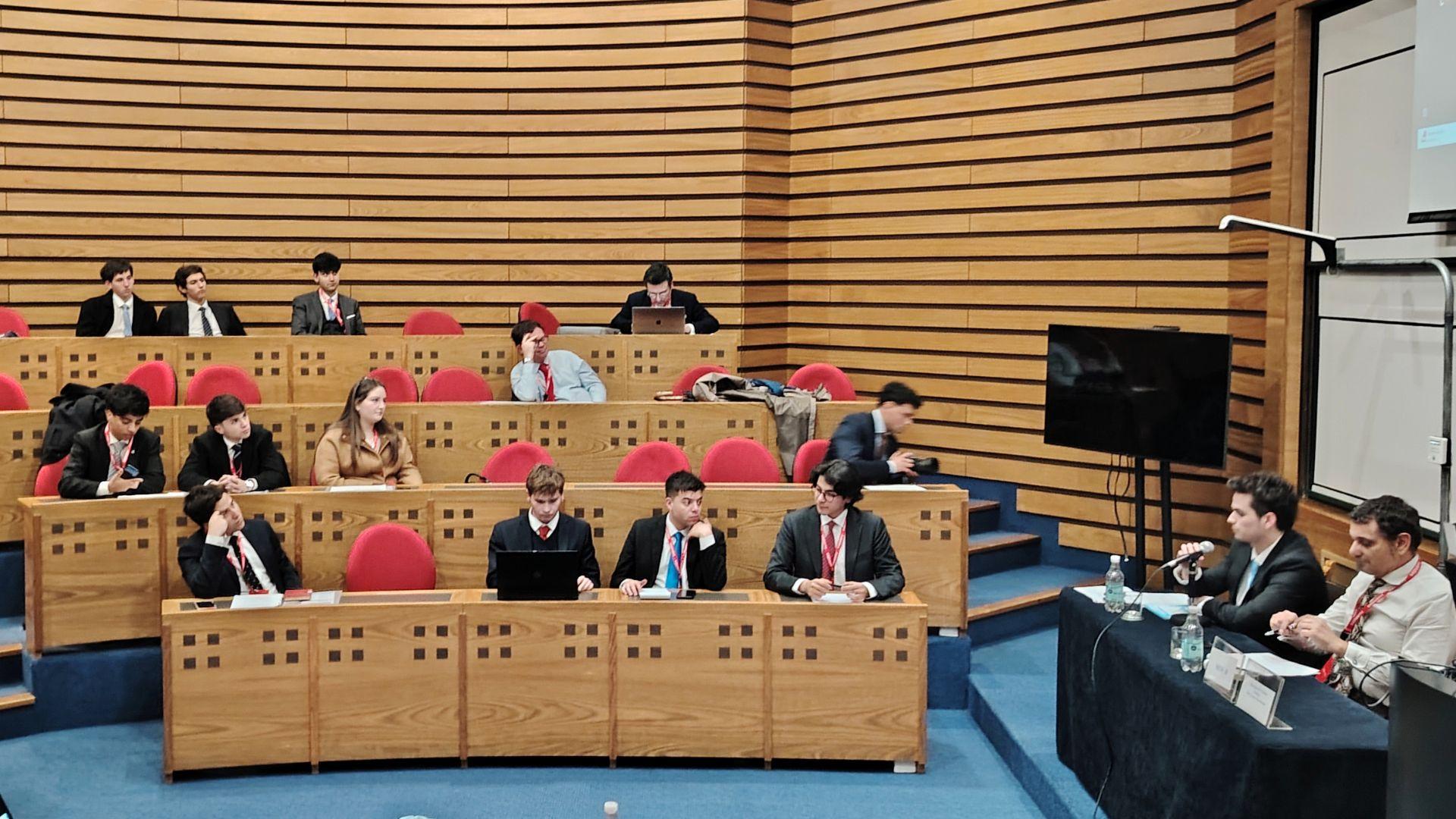 Estudiantes UAI participan en el V Congreso Internacional de Estudiantes de Derecho Romano