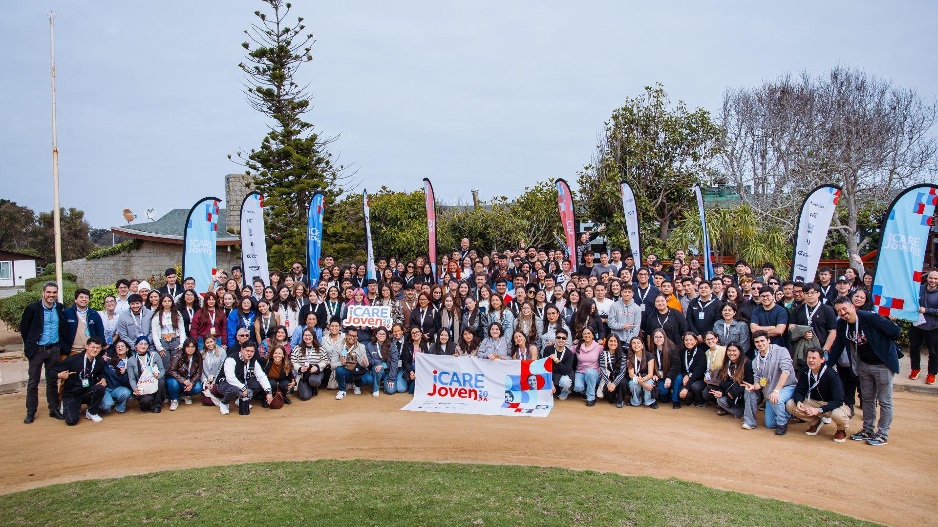 ICARE Joven reunió a más de 180 jóvenes de todo Chile para abordar los desafíos del país