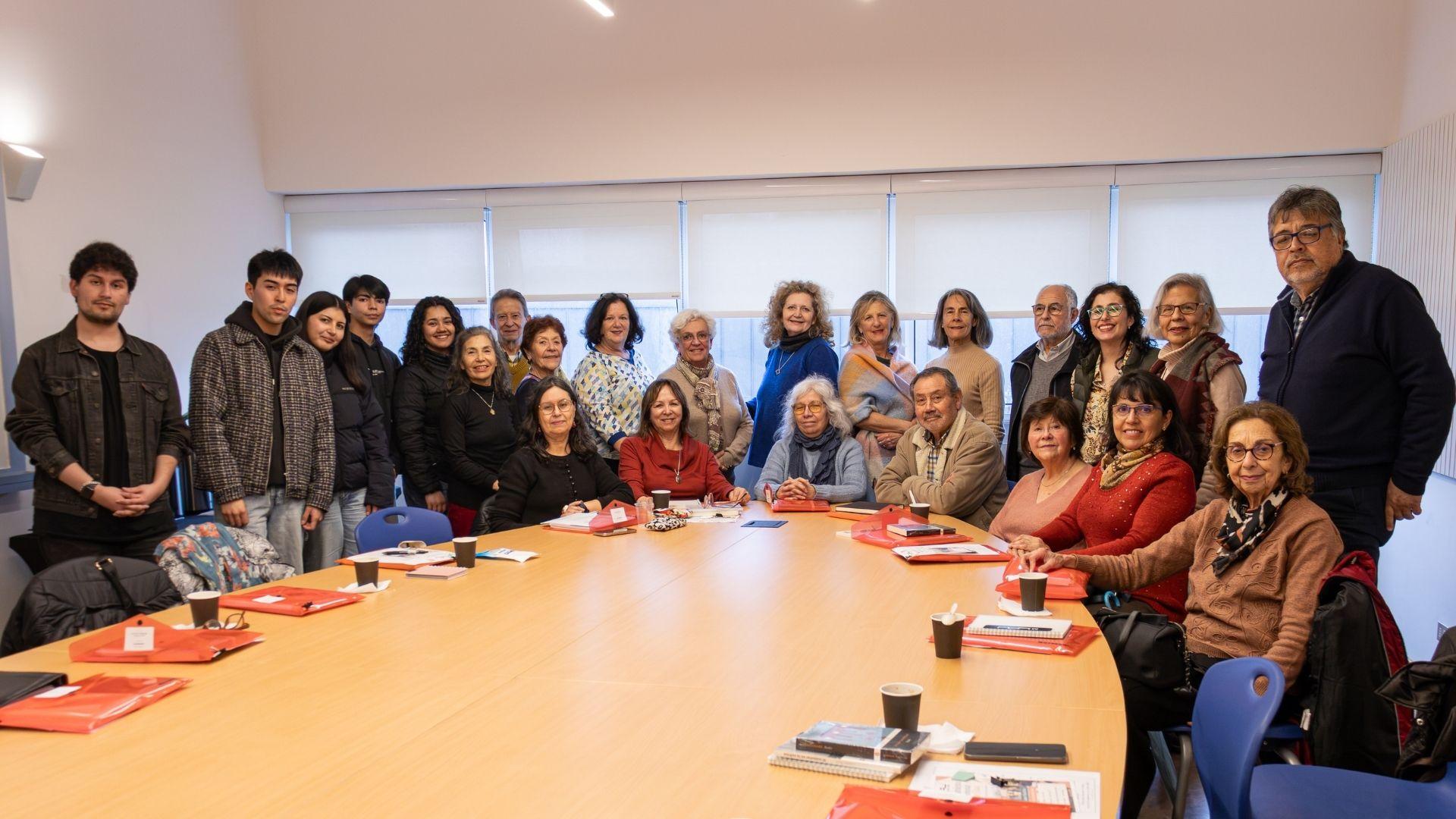 Desafíos UAI: Facultad de Artes Liberales inicia programa para personas mayores en Viña del Mar