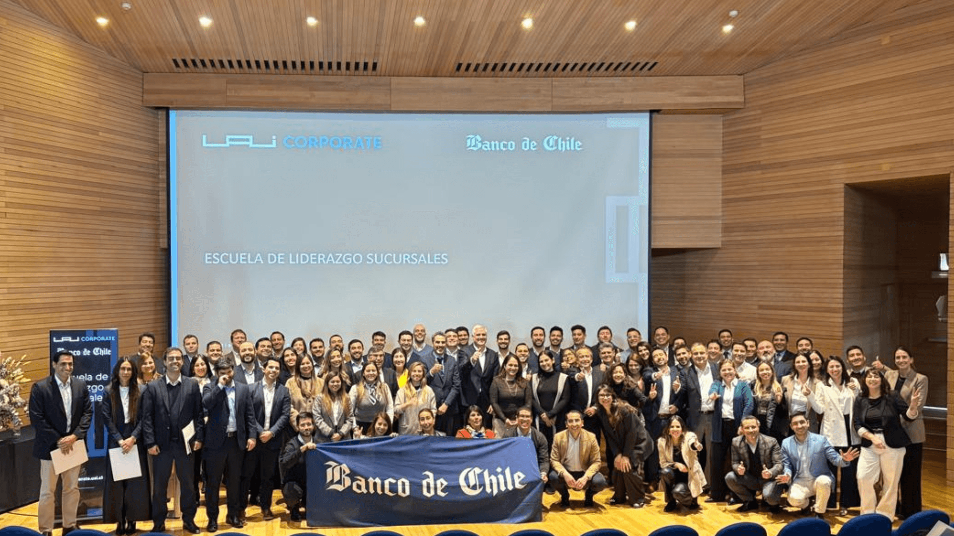 UAI Corporate y Banco de Chile culminan nueva generación de su Escuela de Liderazgo Sucursales