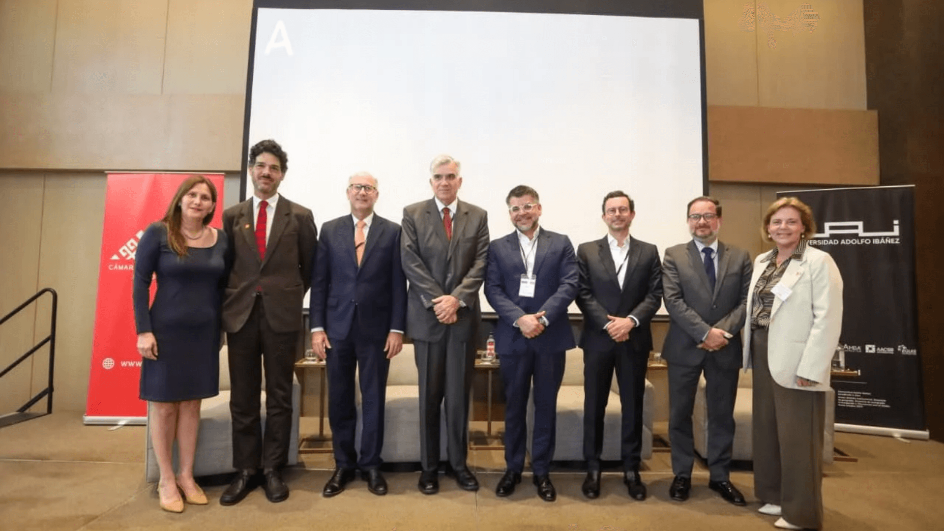 Académico UAI destaca el rol de la cultura en la integración entre Chile y Perú