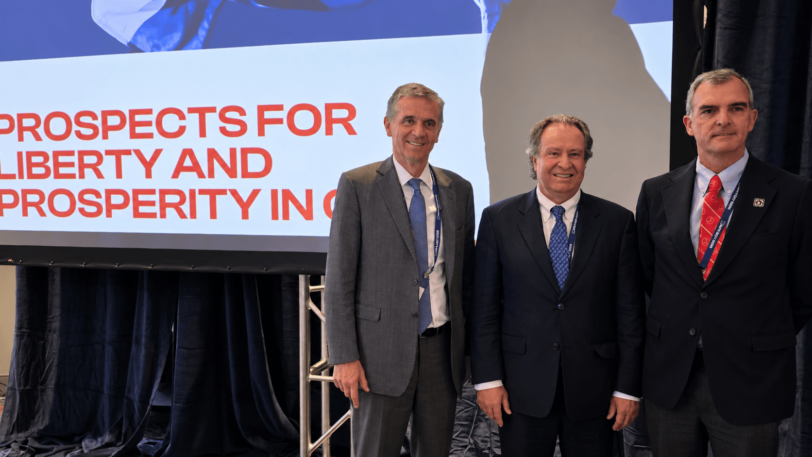 Leonidas Montes participa en encuentro mundial de la Sociedad Mont Pelerin en Estados Unidos