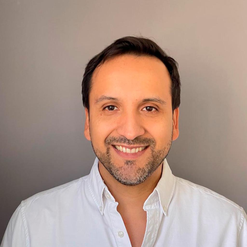 Cristián Fuentes Flores