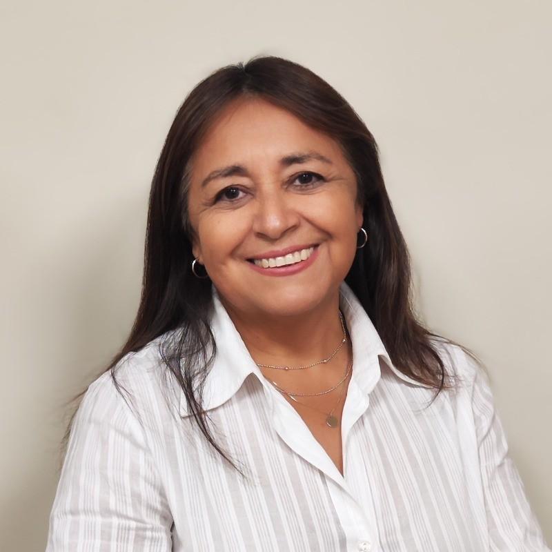 Julia Altamirano