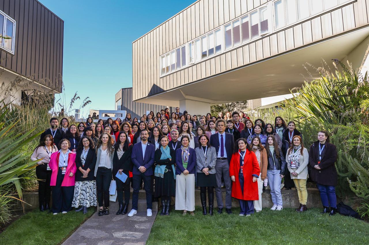 Con la presencia de la ministra Aisén Etcheverry se inaugura el X Encuentro Nacional InES Género Con la presencia de la ministra Aisén Etcheverry se inaugura el X Encuentro Nacional InES Género