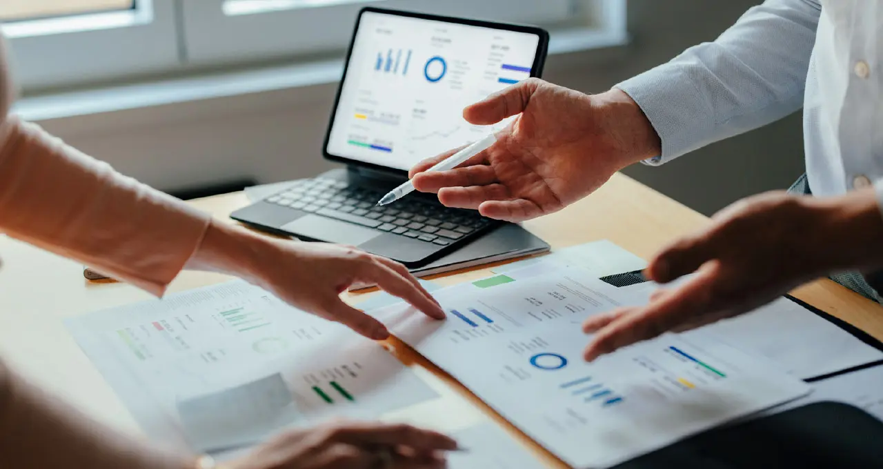 Taller práctico y normativo de los Registros Tributarios de las Rentas Empresariales Taller práctico y normativo de los Registros Tributarios de las Rentas Empresariales