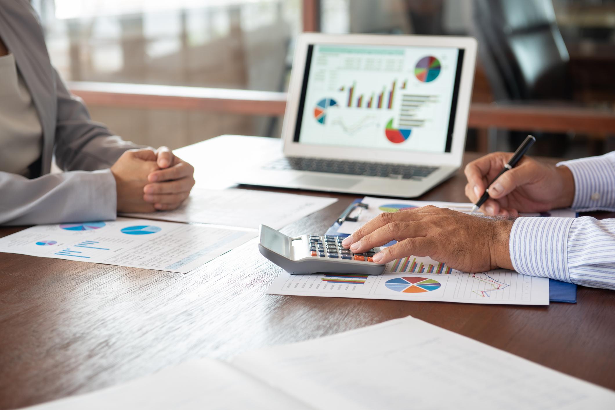 Diplomado en Análisis Financiero y Control de Gestión Diplomado en Análisis Financiero y Control de Gestión