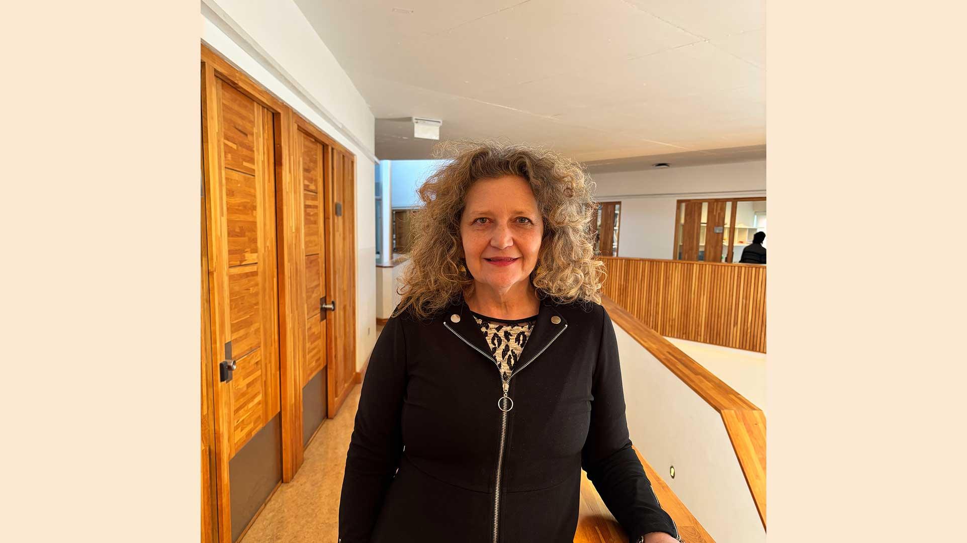 Cecilia Inojosa: “La IA acorta caminos, pero la ‘vuelta larga’ es clave para entender las cosas” Cecilia Inojosa: “La IA acorta caminos, pero la ‘vuelta larga’ es clave para entender las cosas”