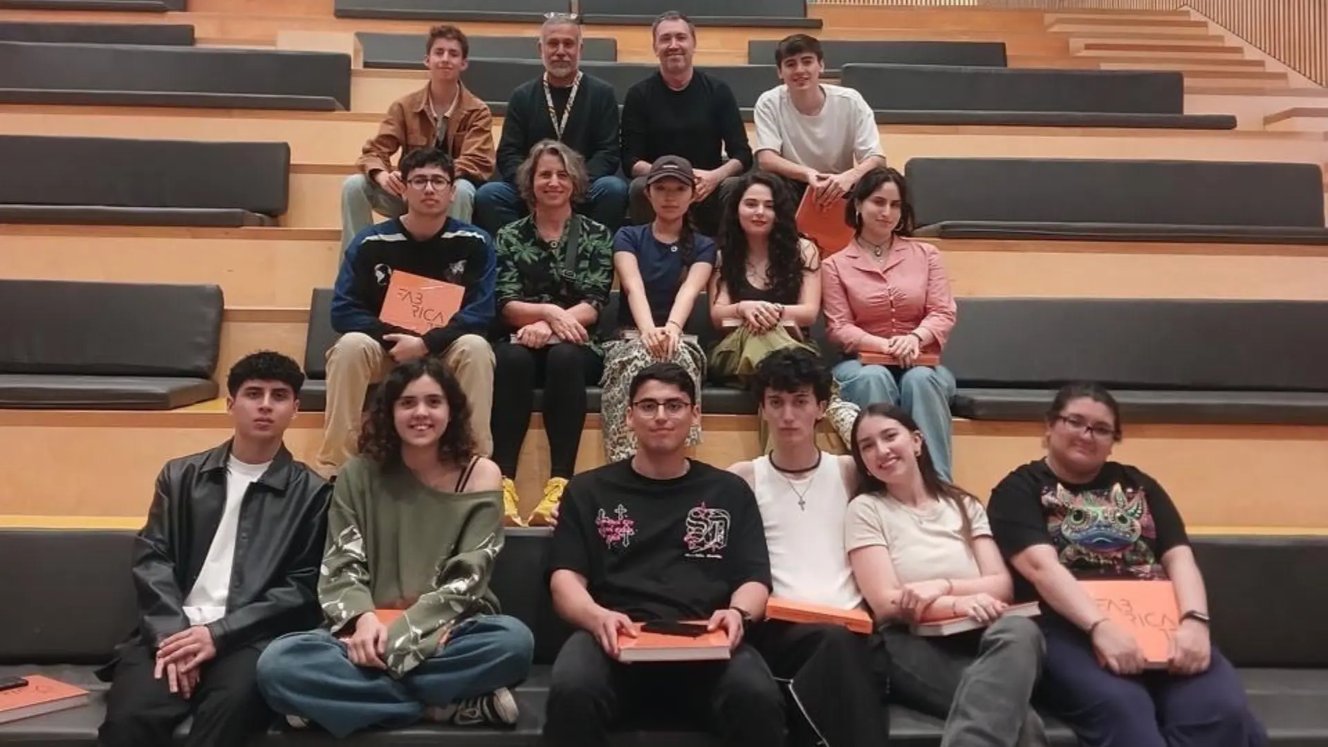 Colaboración internacional para la investigación y el desarrollo académico desde el Design lab Colaboración internacional para la investigación y el desarrollo académico desde el Design lab