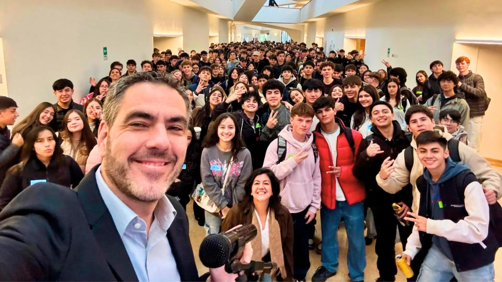 “Punto de Partida”: UAI da la bienvenida a estudiantes matriculados por Admisión Especial “Punto de Partida”: UAI da la bienvenida a estudiantes matriculados por Admisión Especial