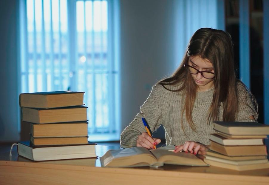 Conoce el Magíster en Escritura Creativa Magíster en Escritura Creativa