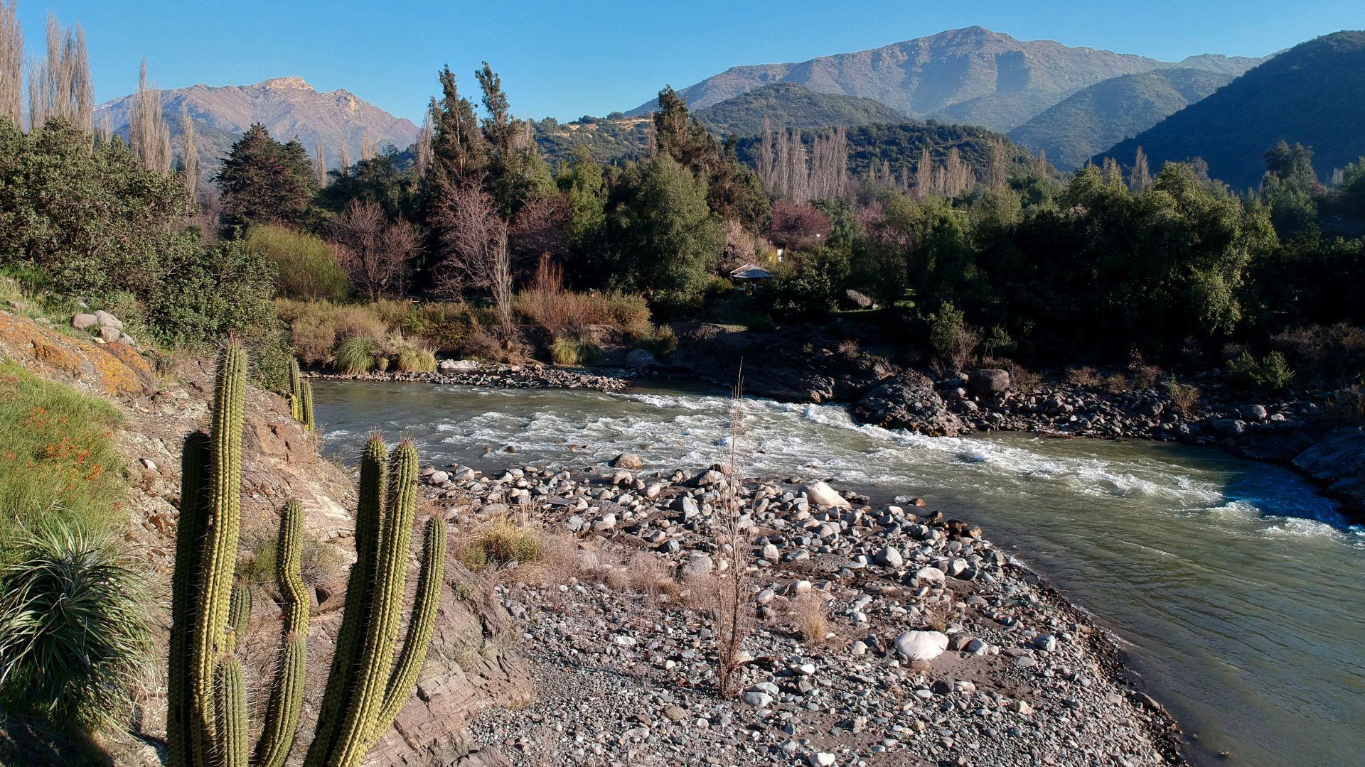 Ciudad, gestión hídrica y territorio: desafíos regulatorios para el futuro de la Cuenca del Maipo