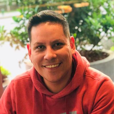 Héctor Cáceres Héctor Cáceres