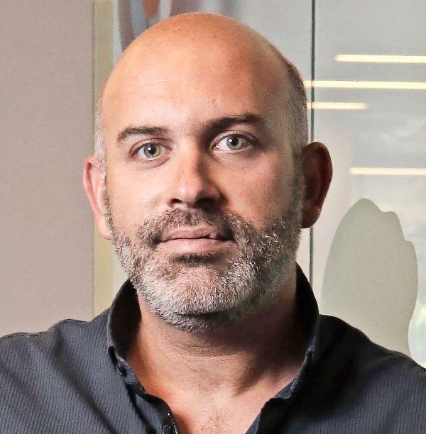 Roberto Izikson Roberto Izikson
