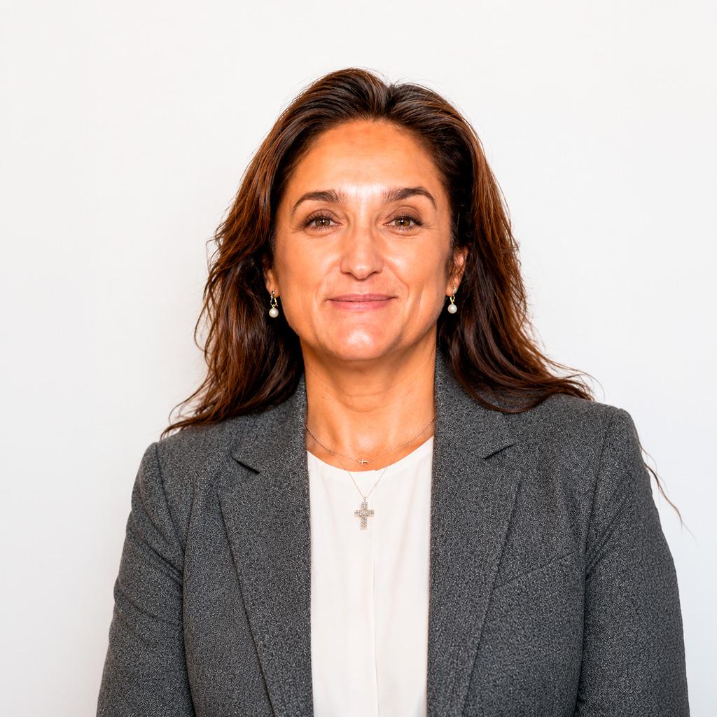 María Constanza De La Riva María Constanza De La Riva