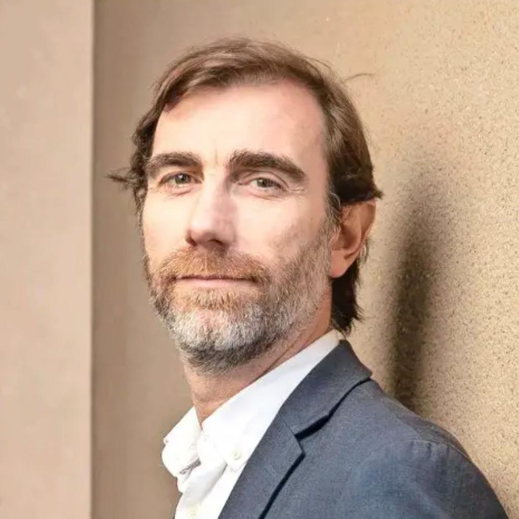 Miguel Yaksic Miguel Yaksic