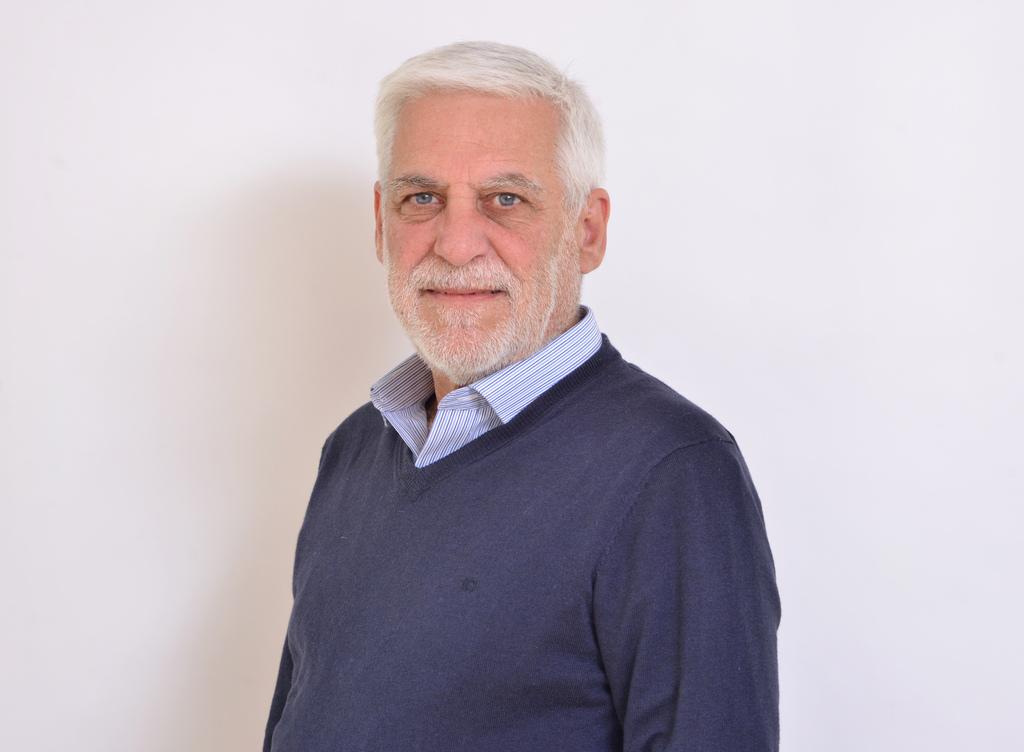 Roberto Cominetti Roberto Cominetti