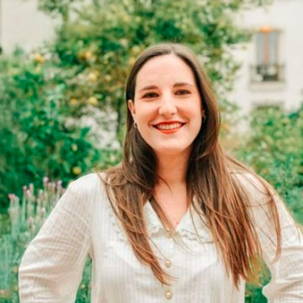 María Paz Ceresula. Directora Ejecutiva en Agencia Magas María Paz Ceresula. Directora Ejecutiva en Agencia Magas