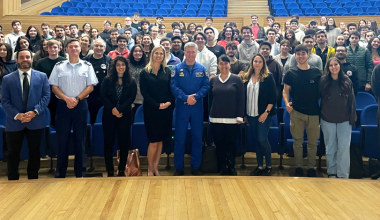 FIDAE 2024: Astronauta de ESA comparte su experiencia en la UAI